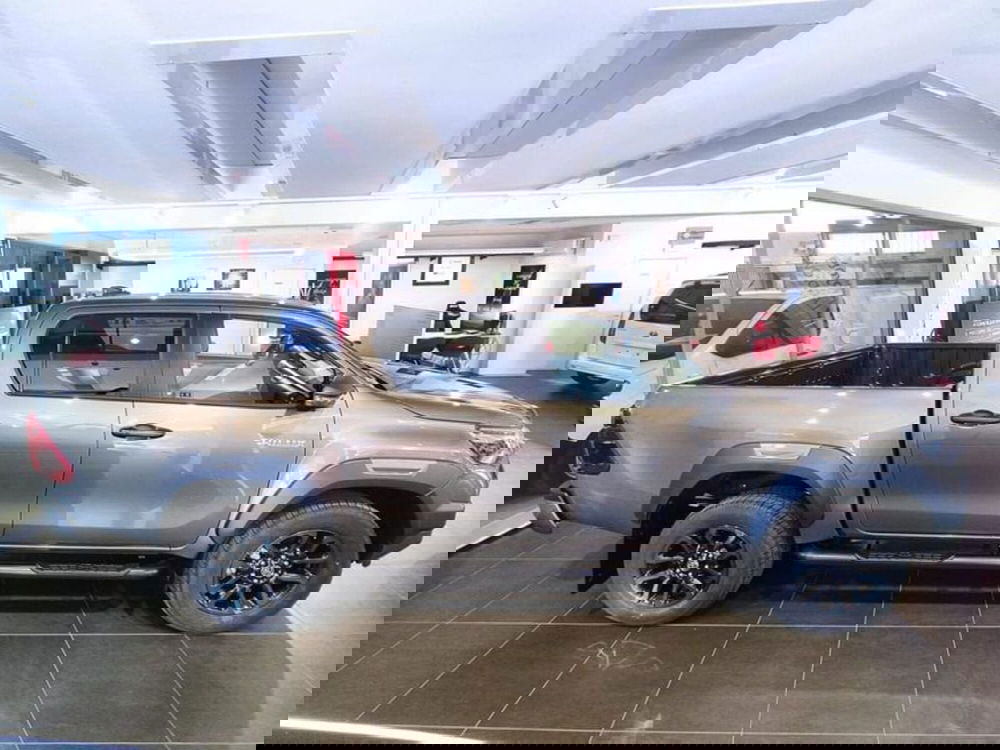 Toyota Hilux nuova a Vicenza (5)