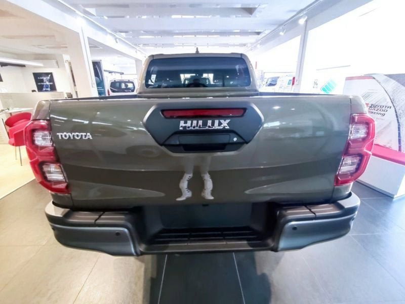Toyota Hilux nuova a Vicenza (8)