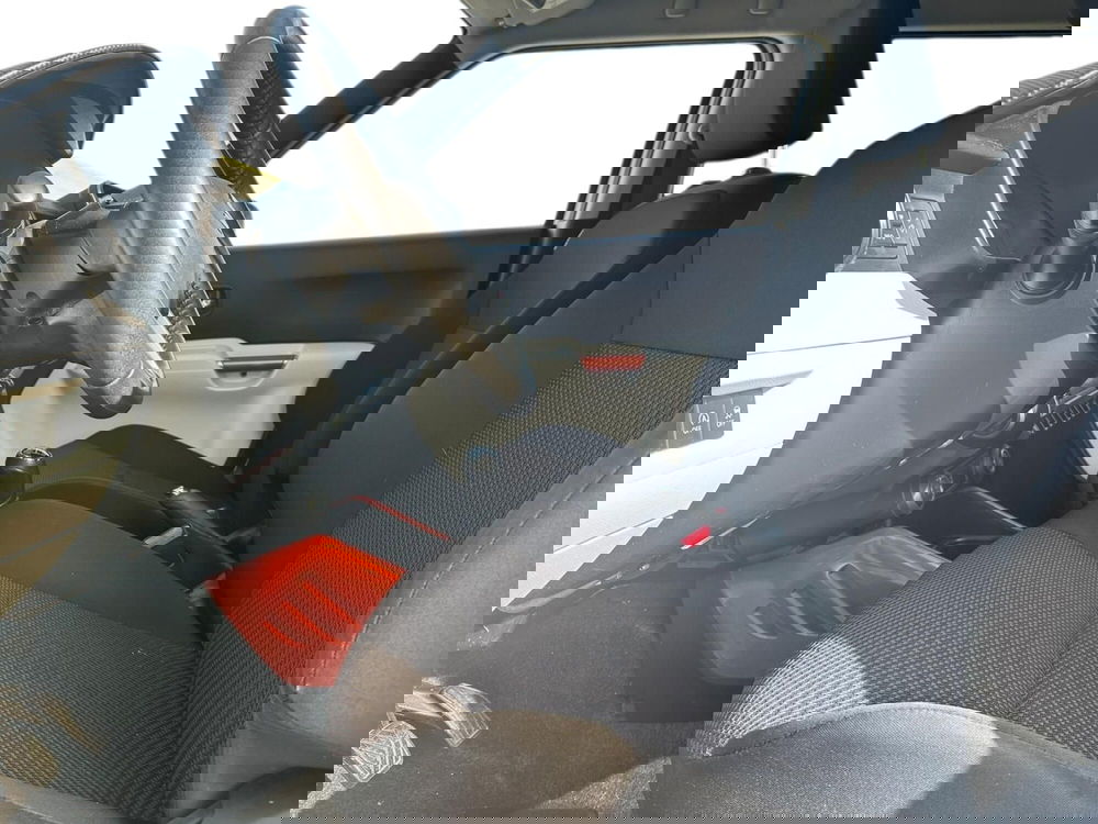 Suzuki Ignis usata a Pistoia (15)