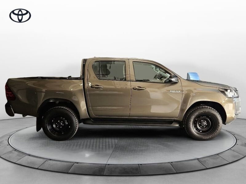 Toyota Hilux nuova a Vicenza (3)