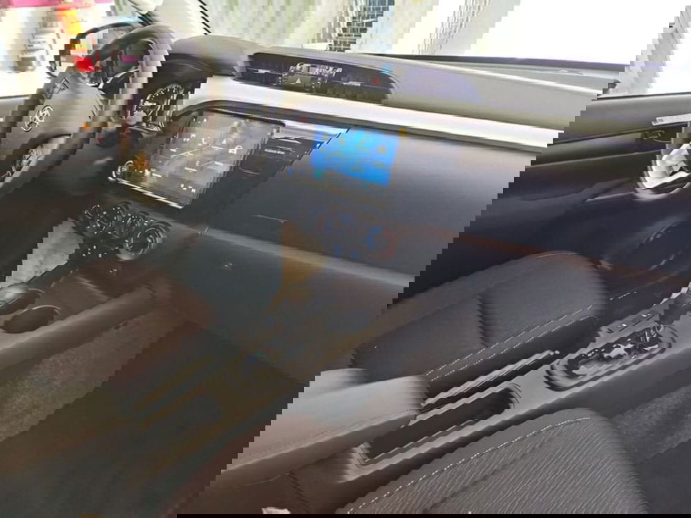 Toyota Hilux nuova a Vicenza (8)