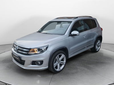 Volkswagen Tiguan 2.0 TSI 210CV 4MOTION DSG R-Line del 2013 usata a San Lazzaro di Savena