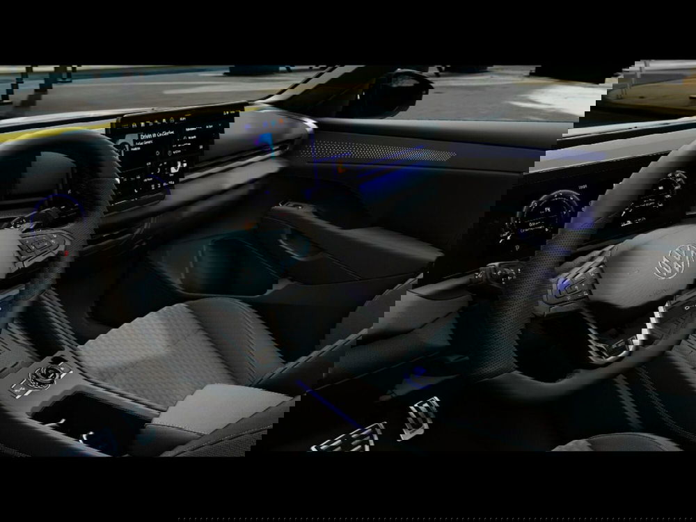 Volkswagen T-Roc nuova a Livorno (6)