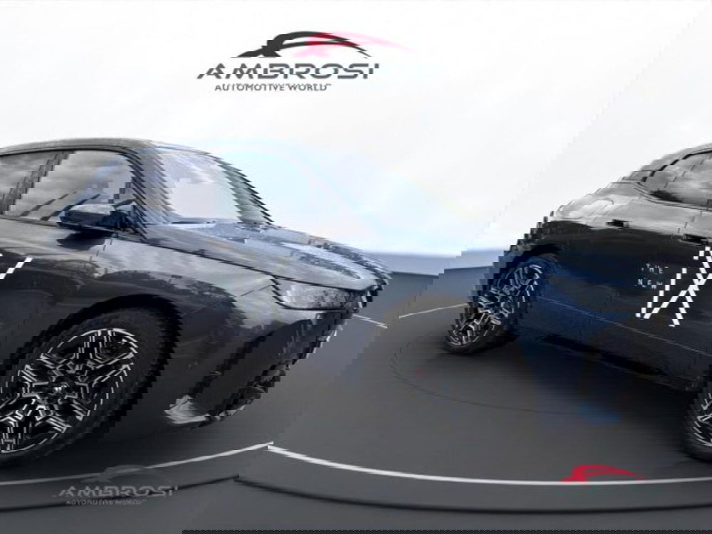 BMW iX usata a Perugia (2)