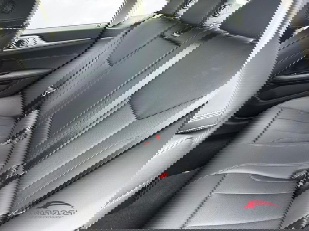 BMW i4 usata a Perugia (11)