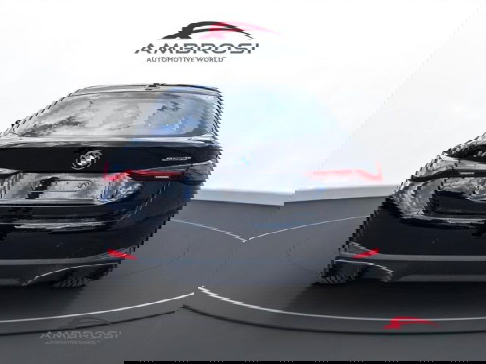 BMW i4 usata a Perugia (8)