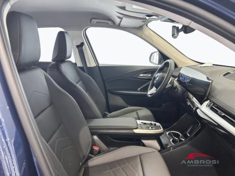 BMW iX1 usata a Perugia (10)