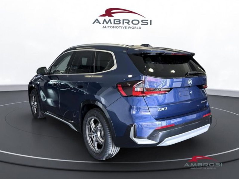 BMW iX1 usata a Perugia (4)