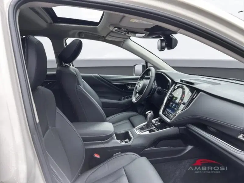 Subaru Outback nuova a Perugia (12)