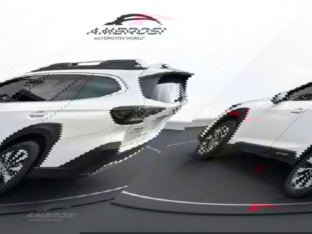 Subaru Outback nuova a Perugia (4)