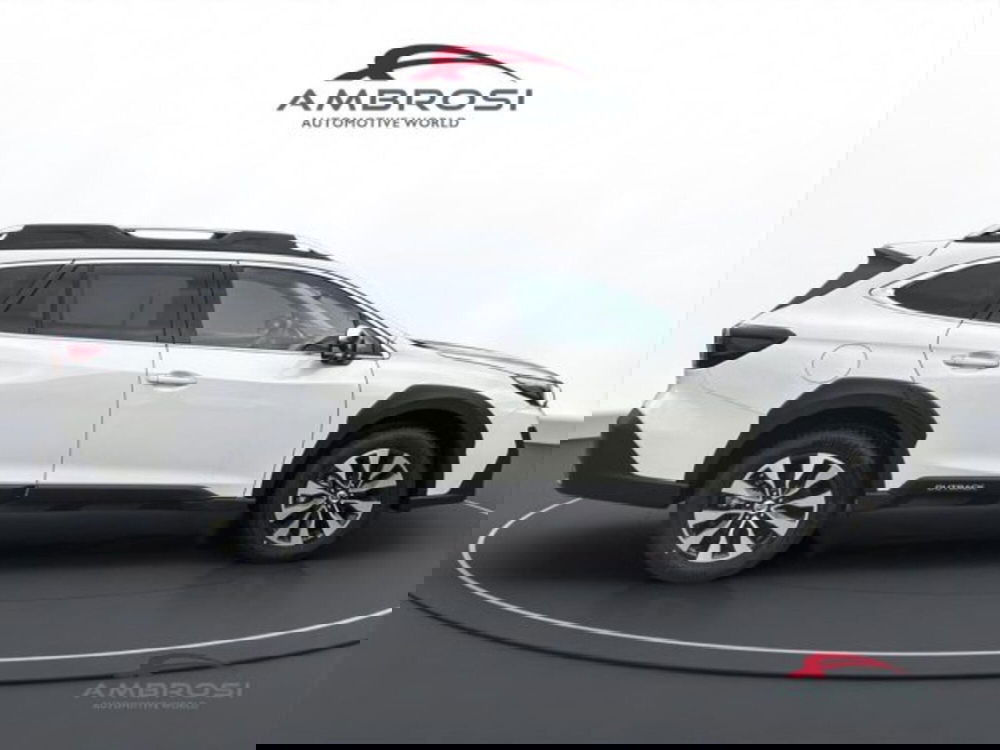 Subaru Outback nuova a Perugia (5)