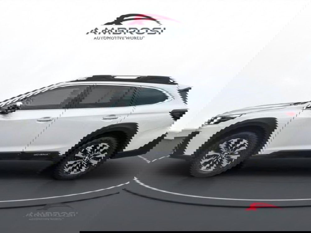 Subaru Outback nuova a Perugia (6)