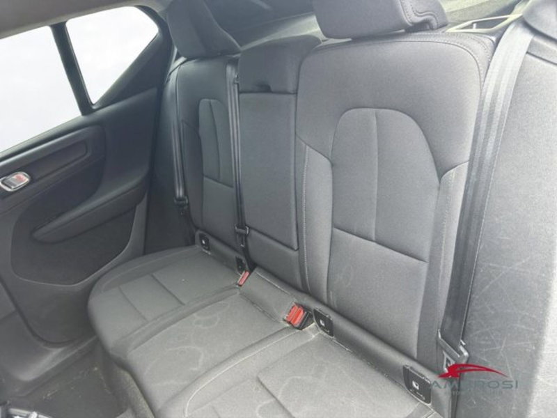 Volvo XC40 usata a Perugia (10)