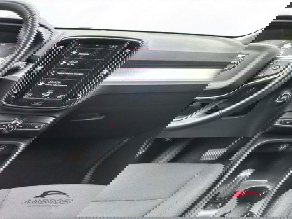 Volvo XC40 usata a Perugia (15)