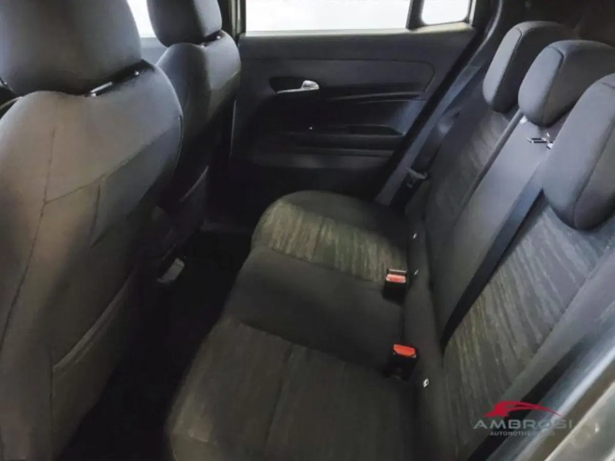 Jeep Avenger usata a Perugia (11)