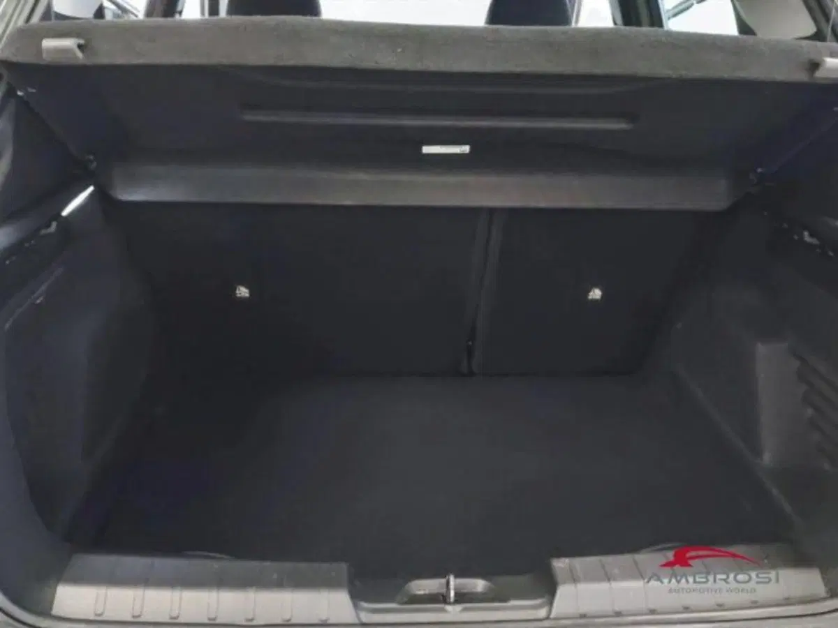 Jeep Avenger usata a Perugia (9)