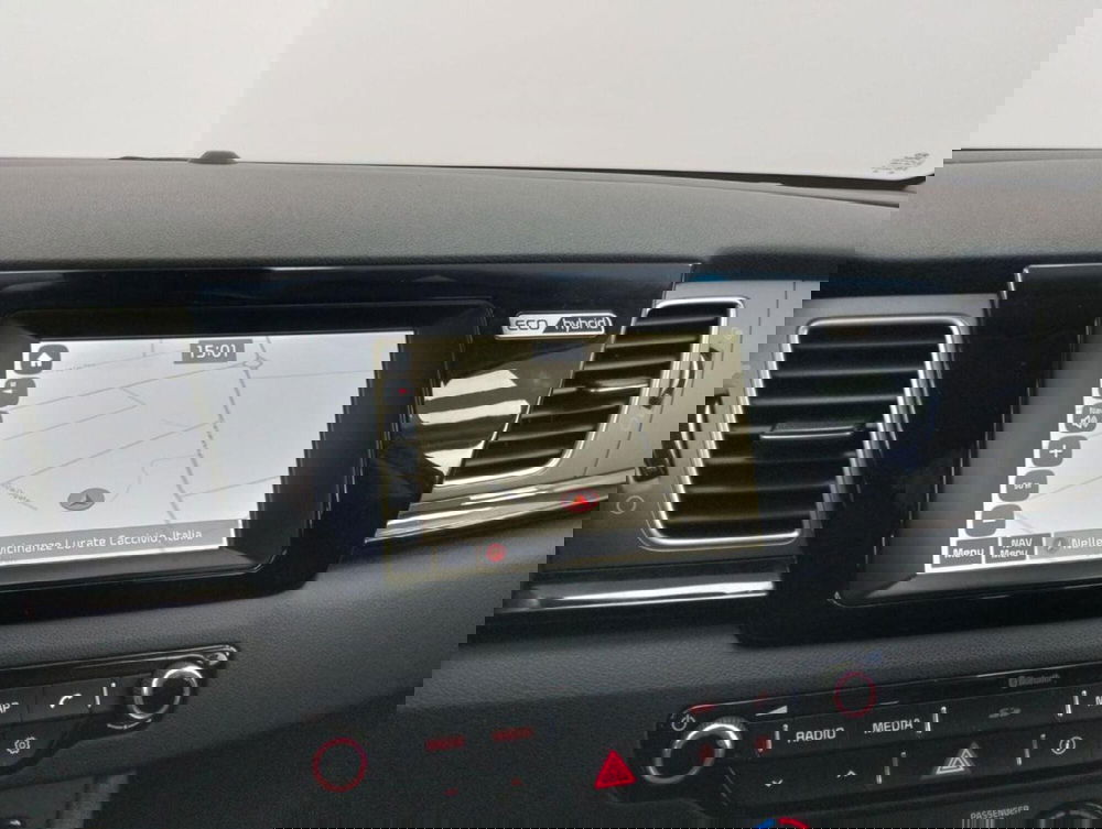 Kia Niro usata a Como (15)