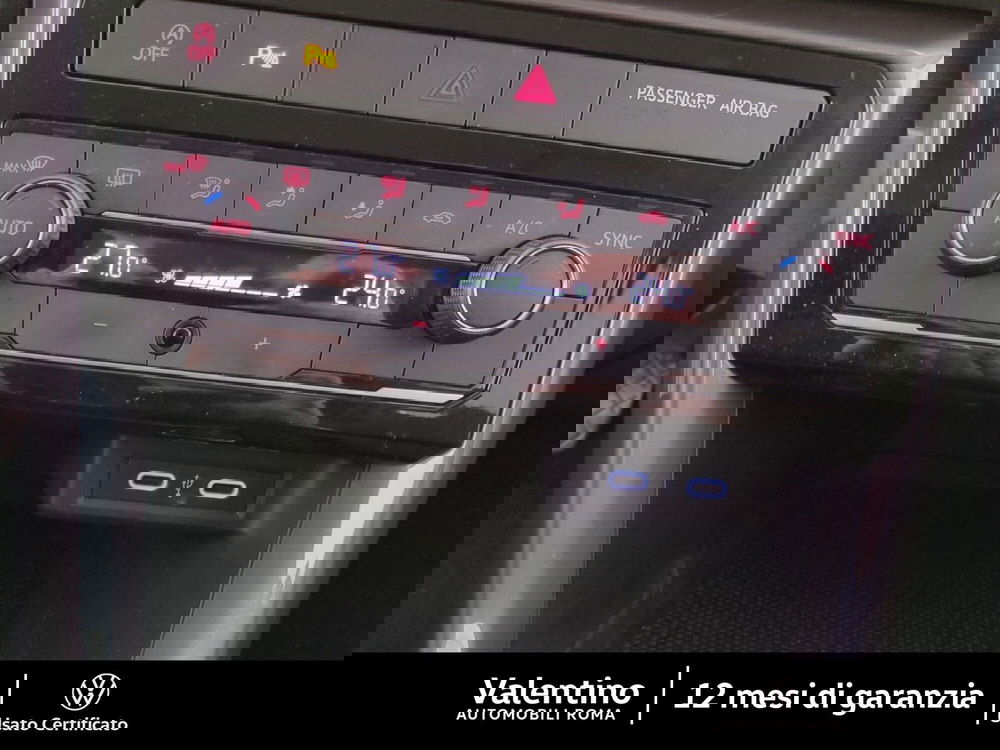 Volkswagen T-Cross usata a Roma (15)