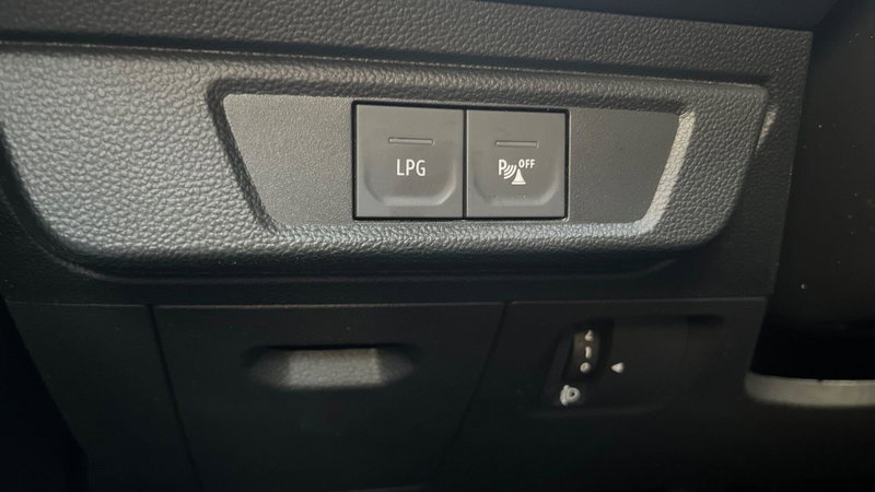 Dacia Jogger usata a Parma (13)