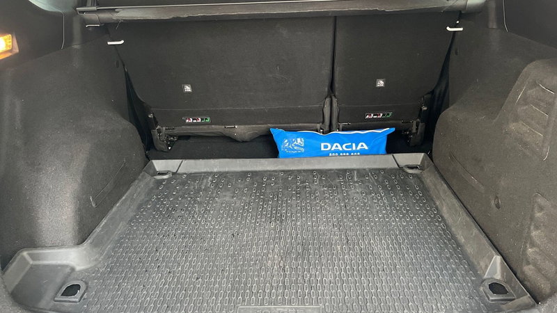 Dacia Jogger usata a Parma (19)