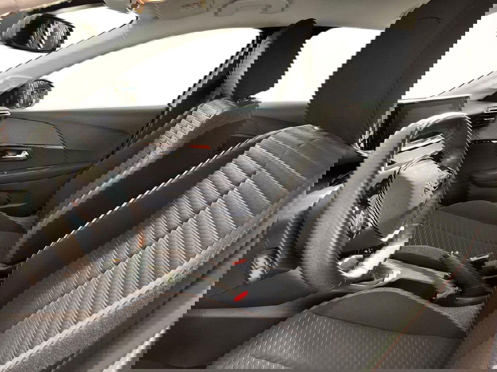 Peugeot 208 usata a Bari (7)