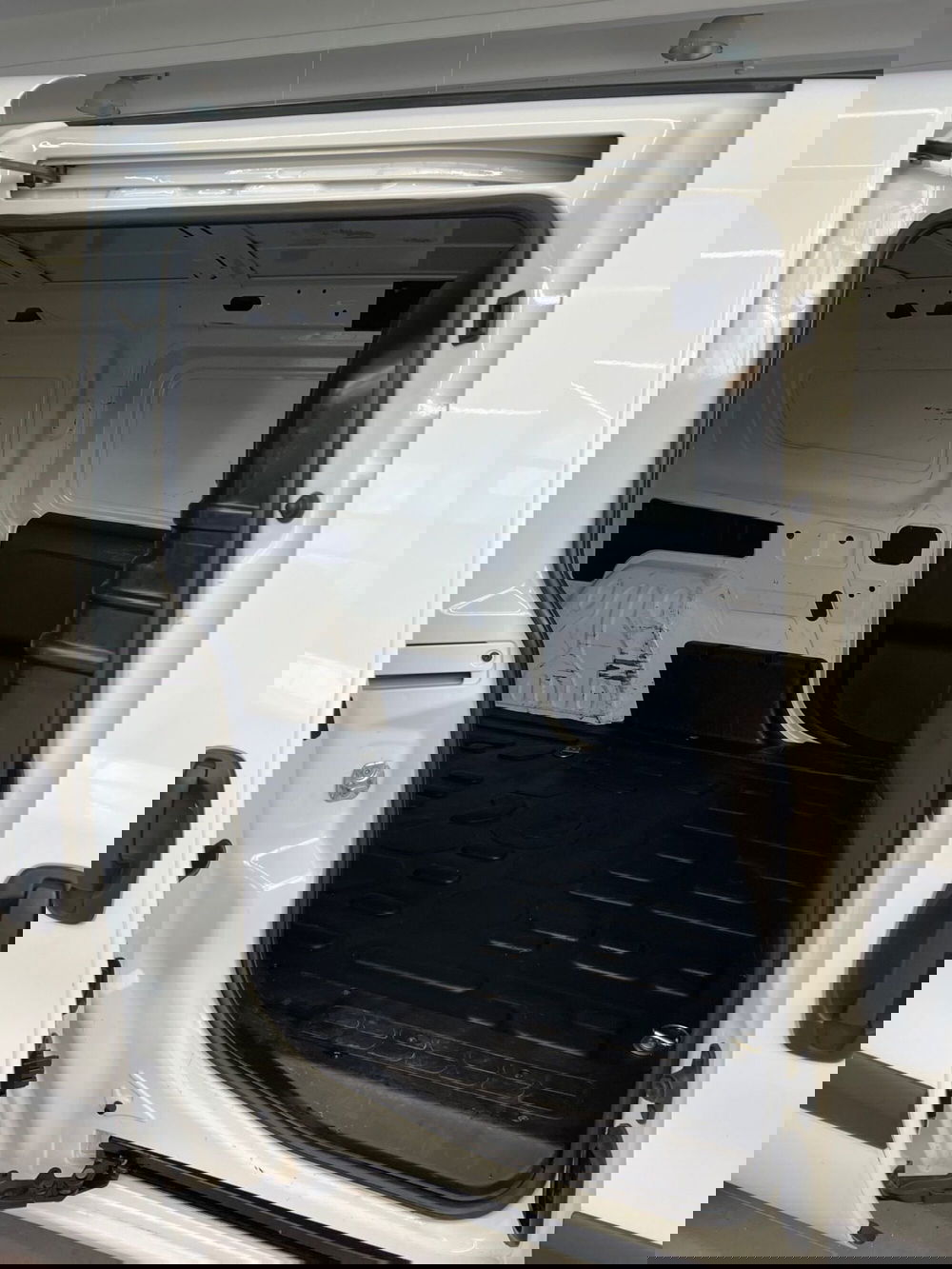 Fiat Doblò Furgone usata a Bari (10)