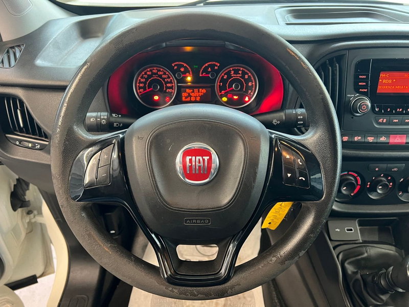 Fiat Doblò Furgone usata a Bari (16)