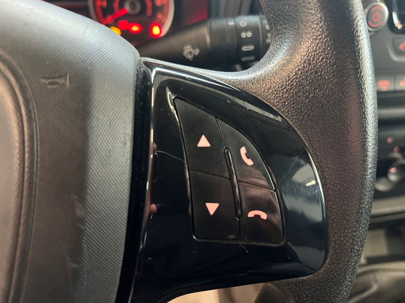 Fiat Doblò Furgone usata a Bari (17)