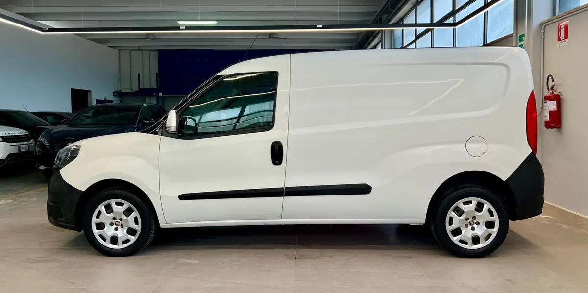 Fiat Doblò Furgone usata a Bari (4)