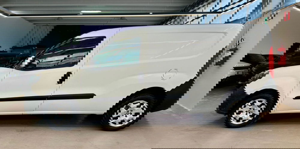 Fiat Doblò Furgone usata a Bari (4)