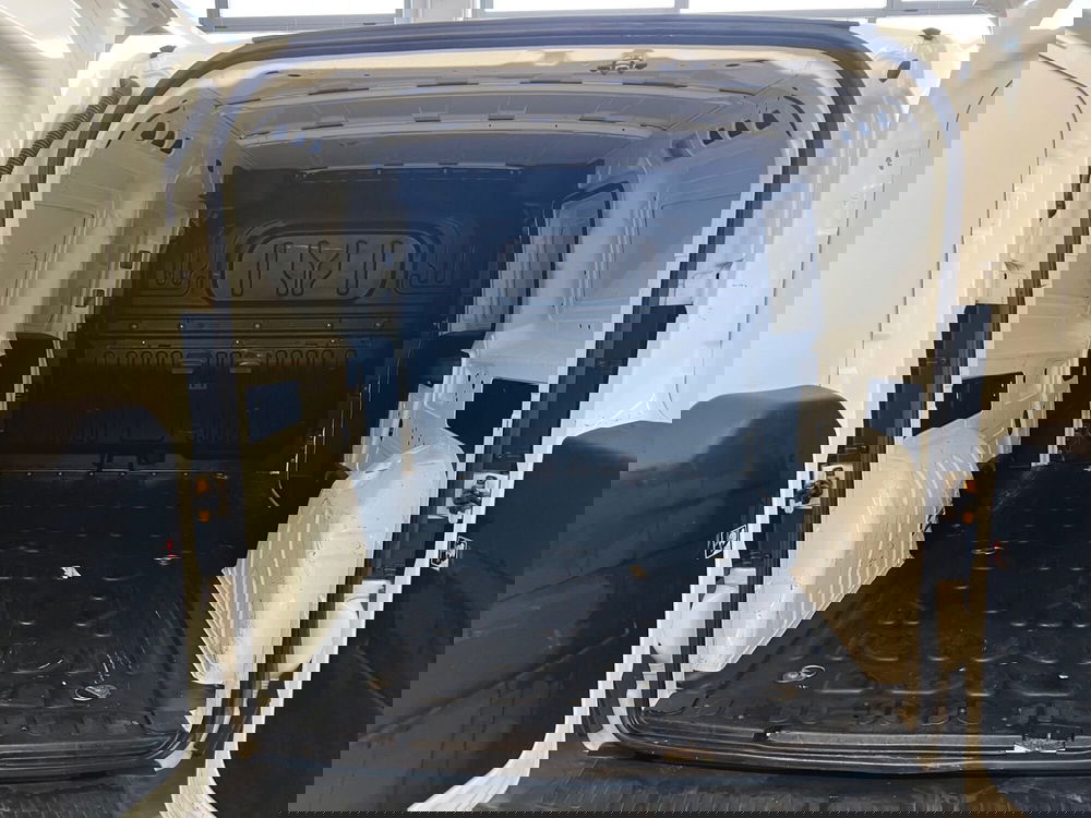 Fiat Doblò Furgone usata a Bari (9)