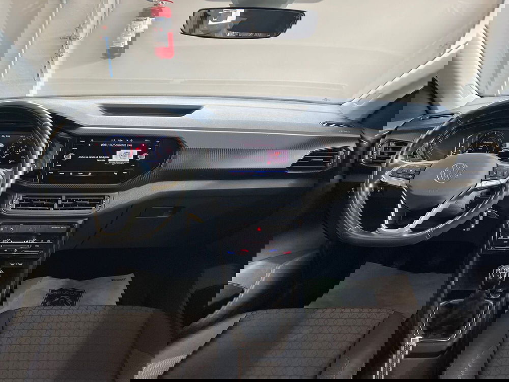 Volkswagen T-Cross usata a Bari (18)