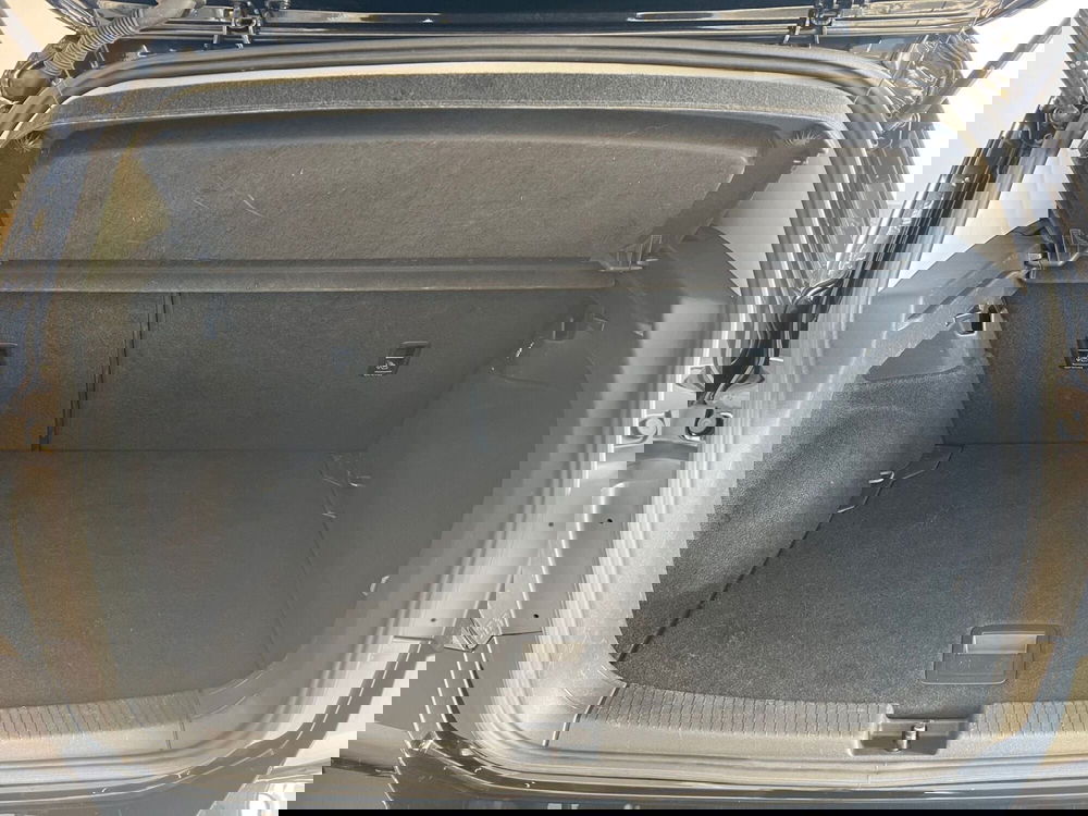 Volkswagen T-Cross usata a Bari (9)