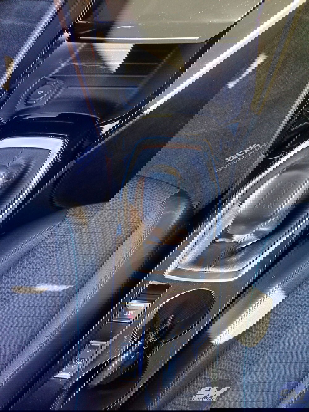 Peugeot 208 usata a Siena (13)