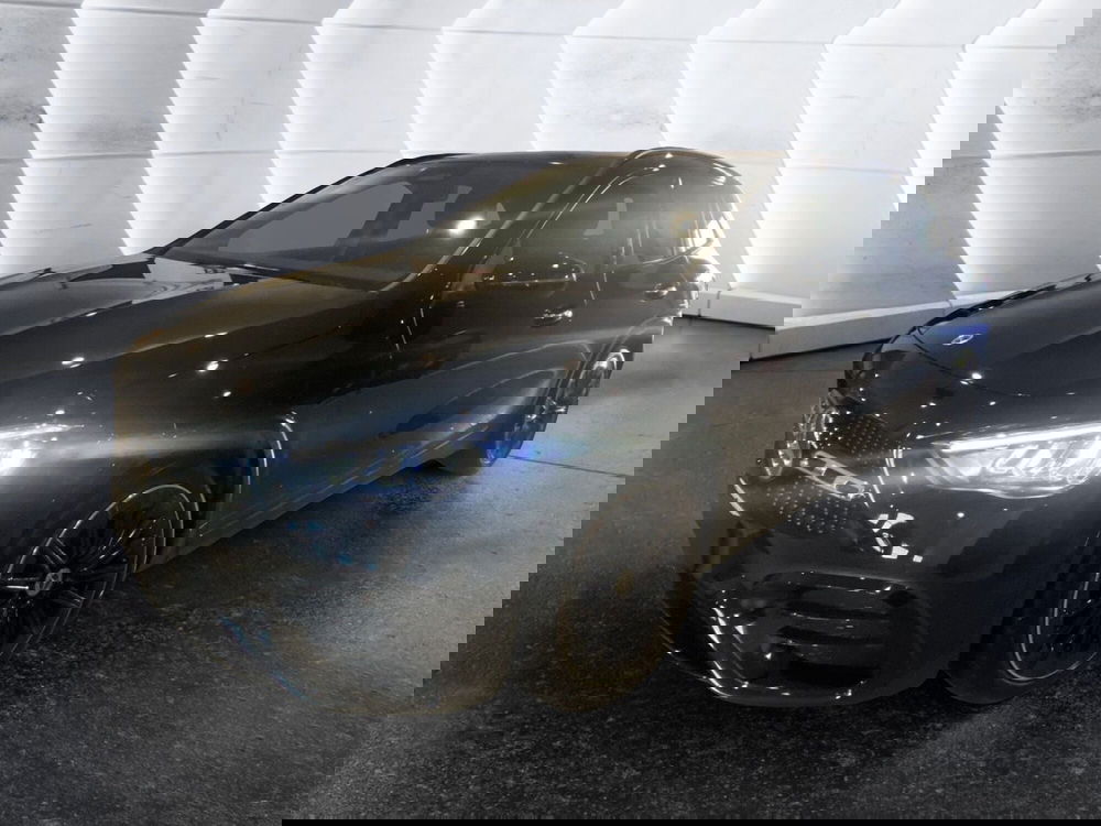 Mercedes-Benz GLA SUV usata a Napoli