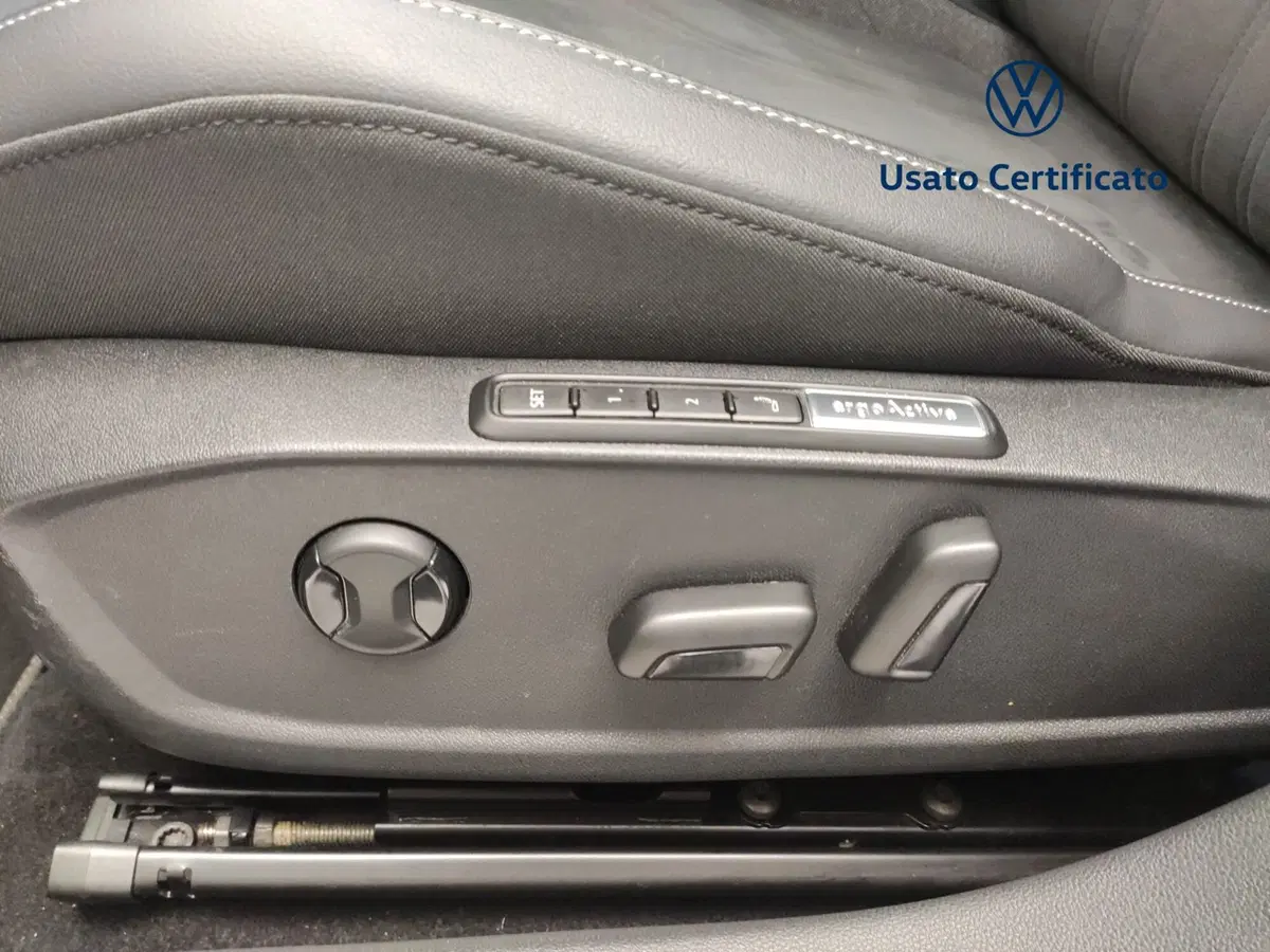 Volkswagen Golf usata a Avellino (16)