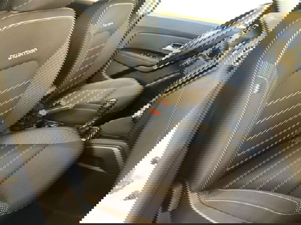 Dacia Duster usata a Como (11)