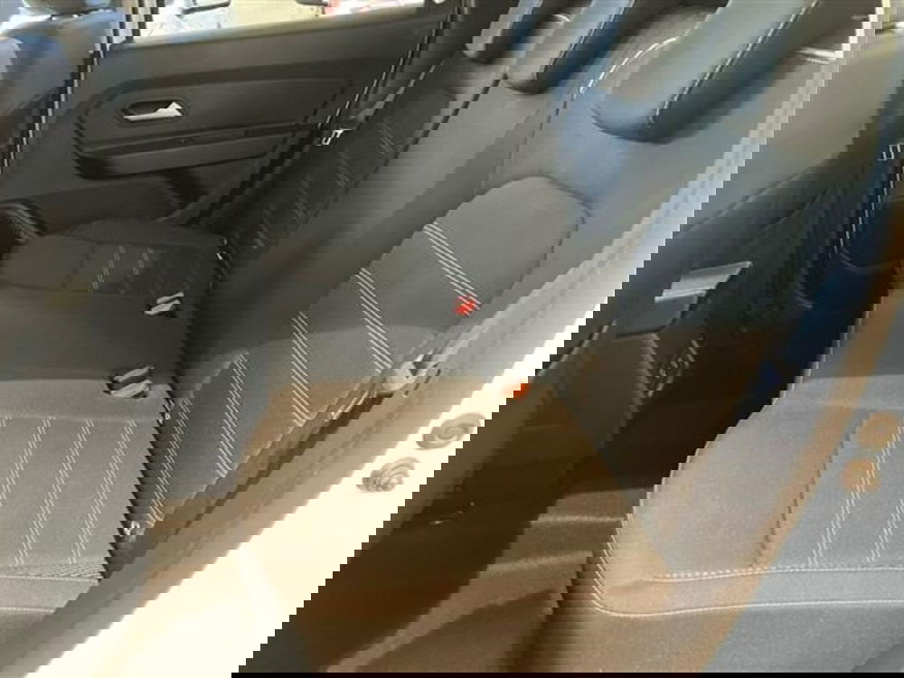 Dacia Duster usata a Como (12)