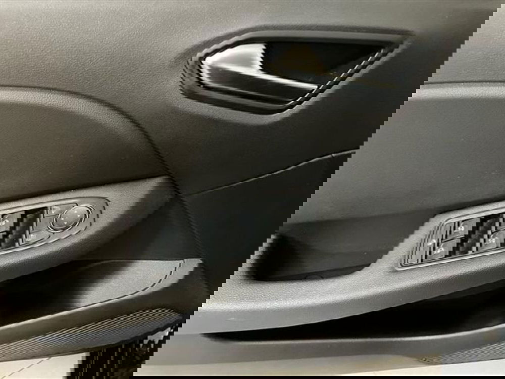 Renault Clio usata a Como (16)