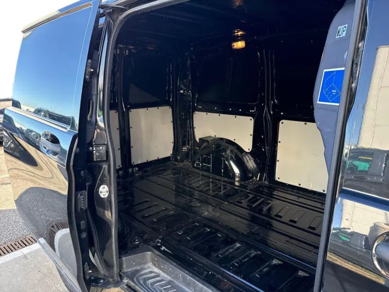 Mercedes-Benz Vito usata a Milano (16)