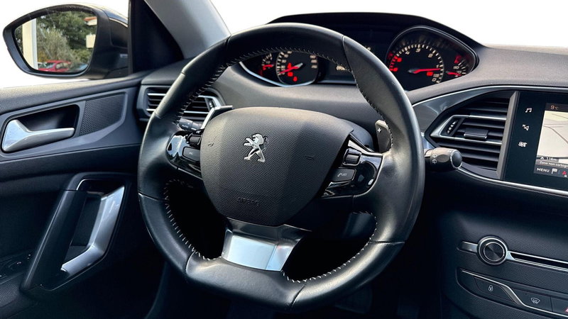 Peugeot 308 usata a Treviso (13)