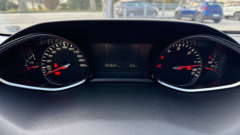 Peugeot 308 usata a Treviso (14)