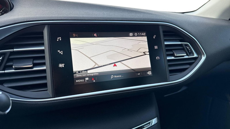 Peugeot 308 usata a Treviso (8)