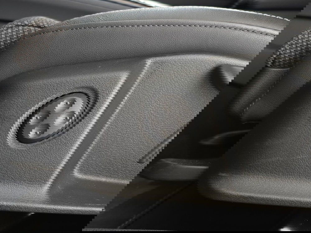 Audi A4 Avant usata a Asti (14)