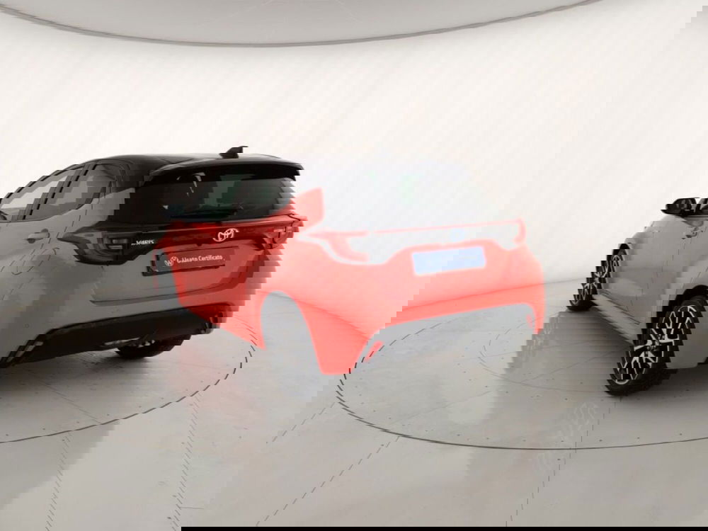 Toyota Yaris usata a Massa-Carrara (2)