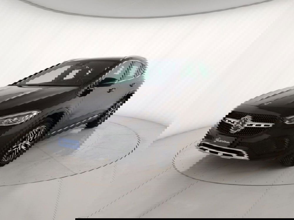 Mercedes-Benz GLA SUV usata a Massa-Carrara