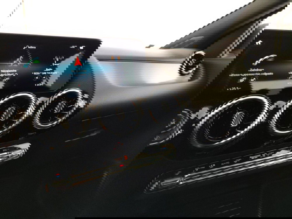 Mercedes-Benz GLA SUV usata a Massa-Carrara (12)