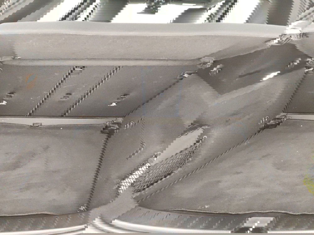 Mercedes-Benz GLA SUV usata a Massa-Carrara (16)