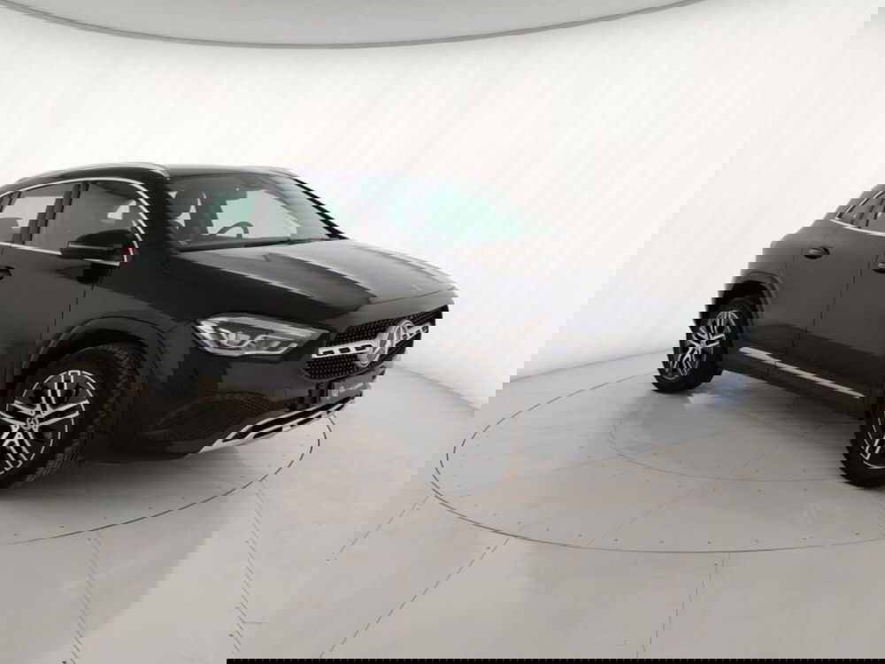 Mercedes-Benz GLA SUV usata a Massa-Carrara (4)