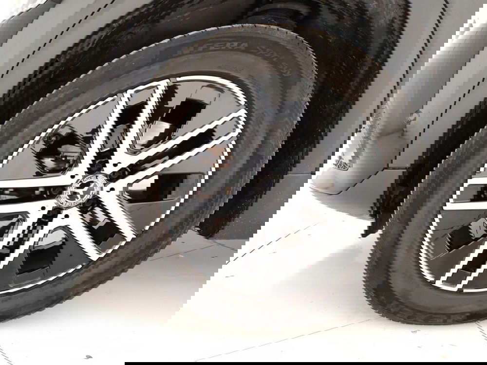 Mercedes-Benz GLA SUV usata a Massa-Carrara (6)